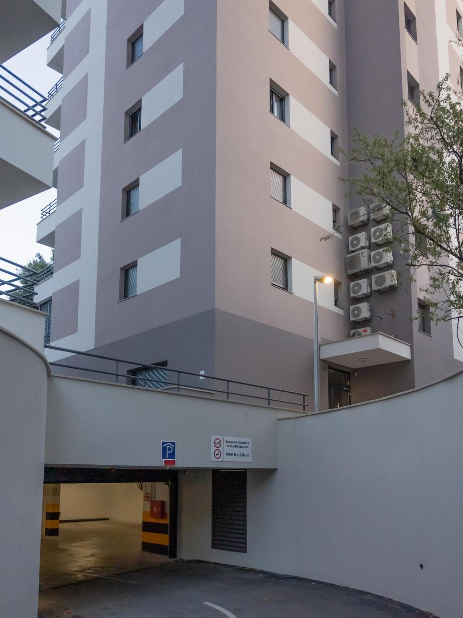 Апартаменты Almond 2 - Free Parking Сплит Экстерьер фото